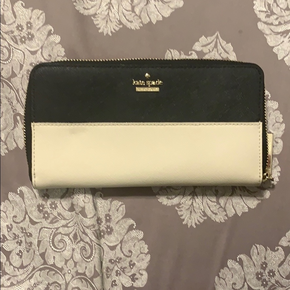 Kate Spade cameron large continental wallet - like new